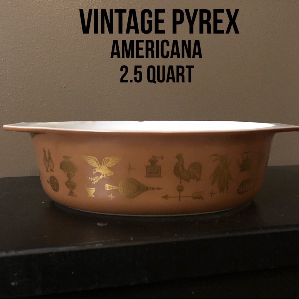 1960’s Vintage Pyrex-Americana Print in Brown/Gold-2.5 Quart Oval-No Lid - Picture 3 of 17